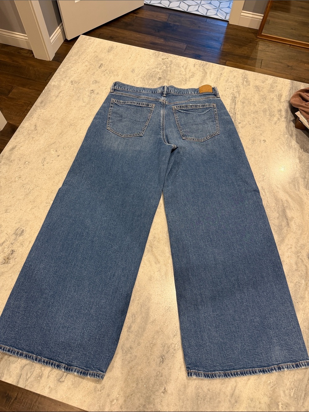 American Eagle Outfitters Wide-Leg Blue Denim Jeans - Picture 3 of 3